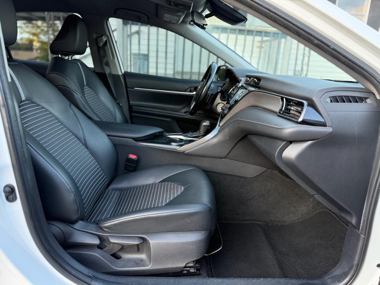 Toyota Camry 4dr Sdn I4 Auto SE (Natl) 2020