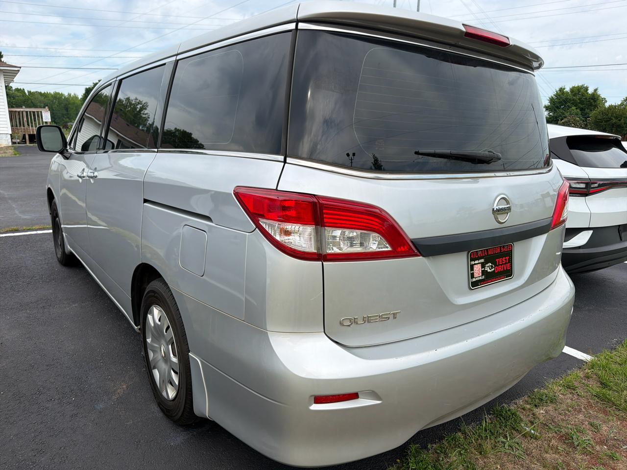 Nissan Quest S 2016