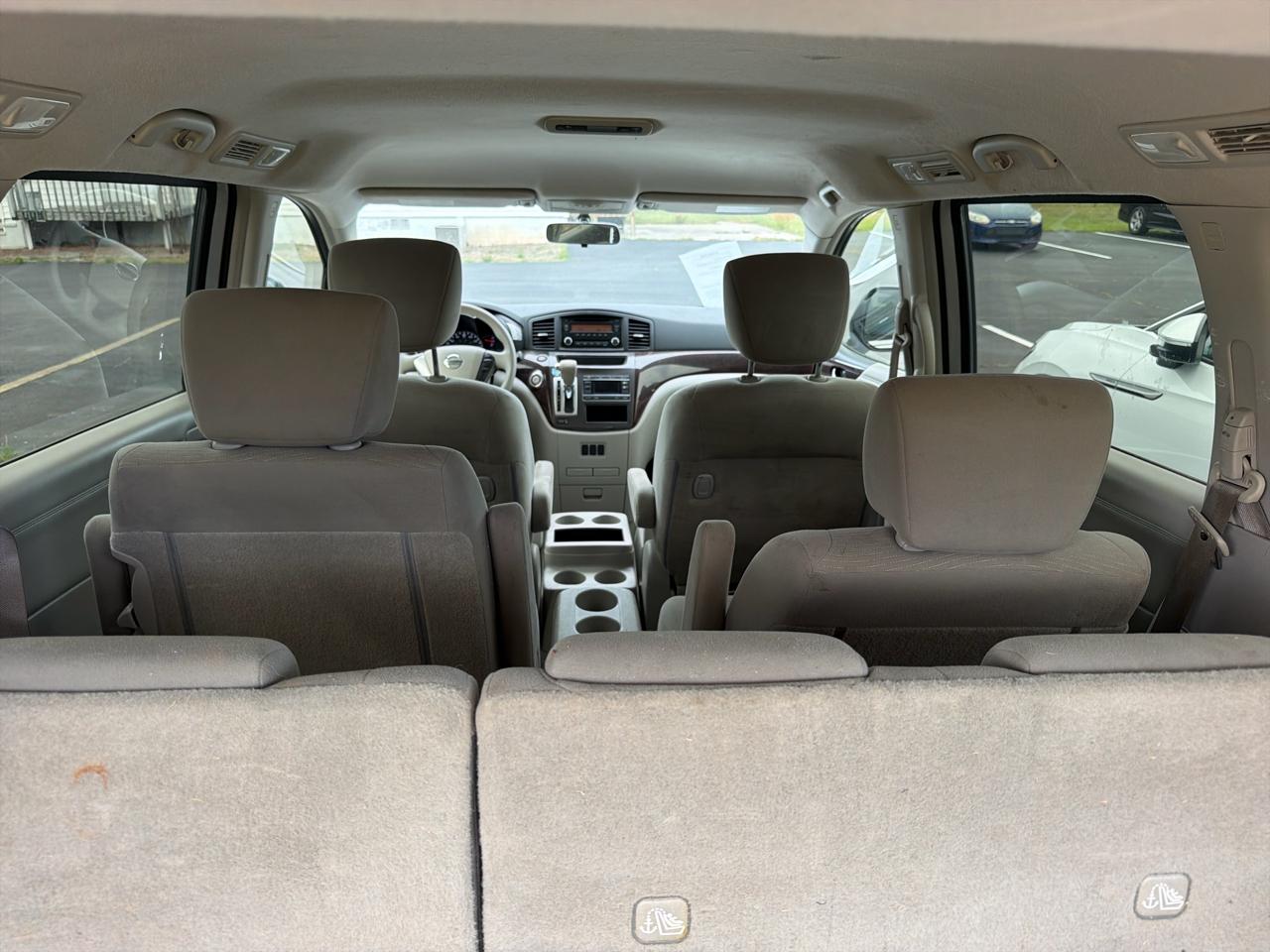 Nissan Quest S 2016