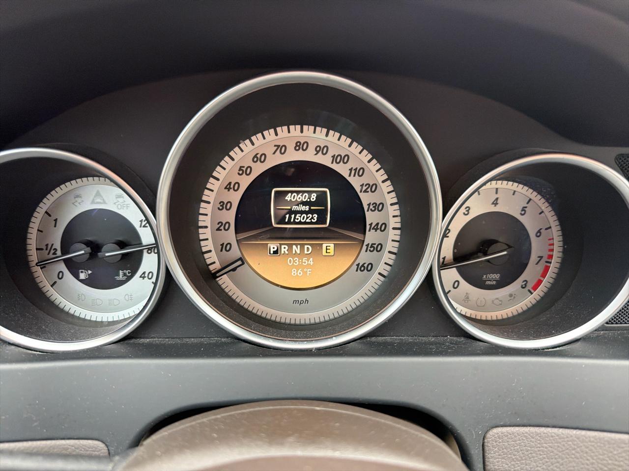 Mercedes-Benz C-Class C250 Luxury Sedan 2012
