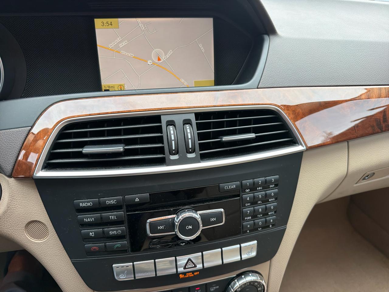 Mercedes-Benz C-Class C250 Luxury Sedan 2012