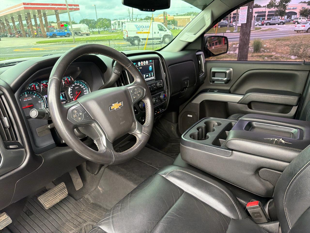 Chevrolet Silverado 1500 4WD Crew Cab 143.5" LT w/2LT 2018