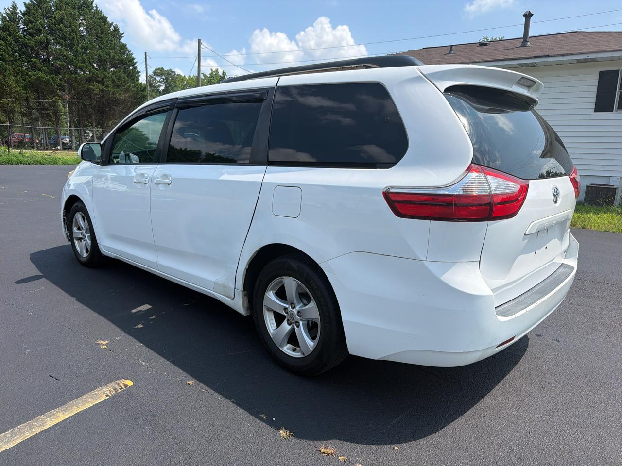 Toyota Sienna LE FWD 8-Passenger V6 2015