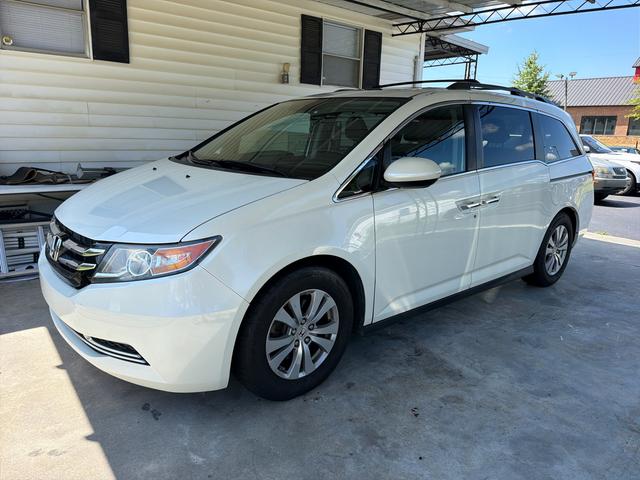 White 2017 Honda Odyssey Minivan Front-Wheel Drive Automatic