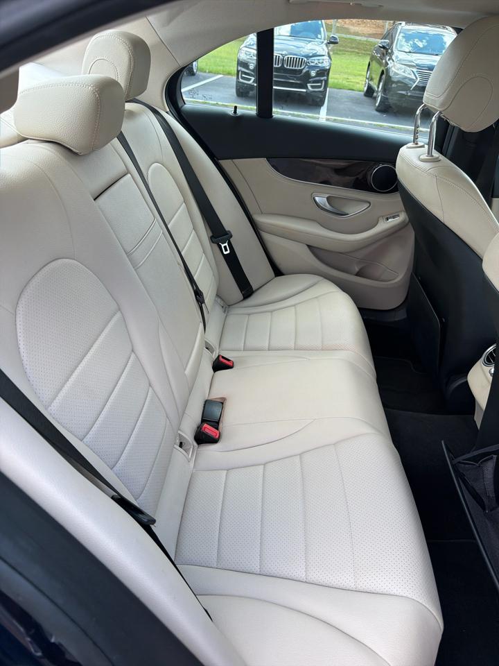 Mercedes-Benz C-Class C300 Sedan 2015