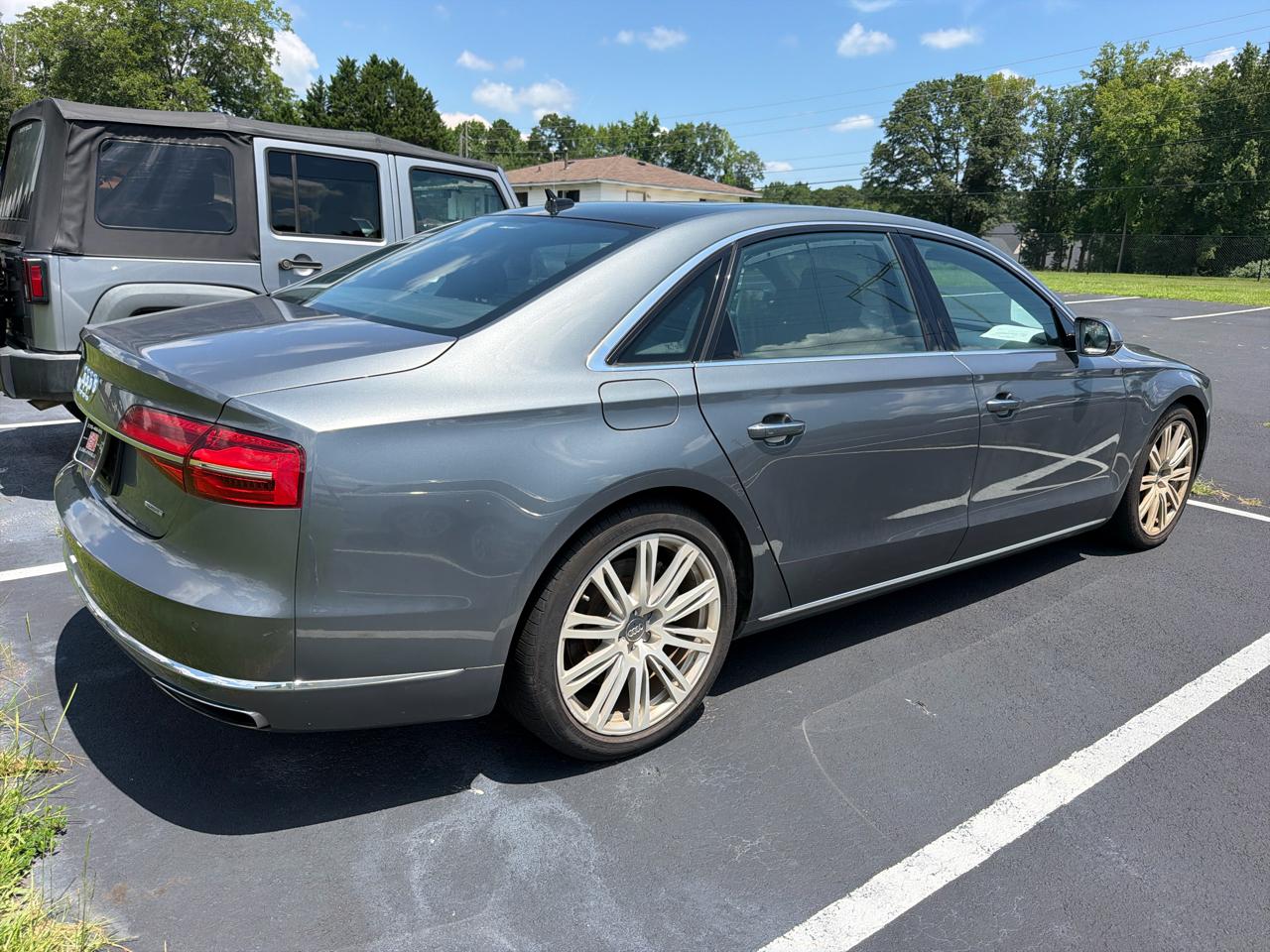 Audi A8 3.0T quattro 2015