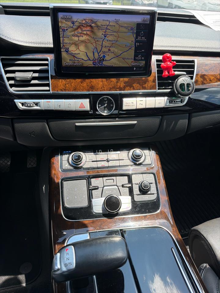 Audi A8 3.0T quattro 2015