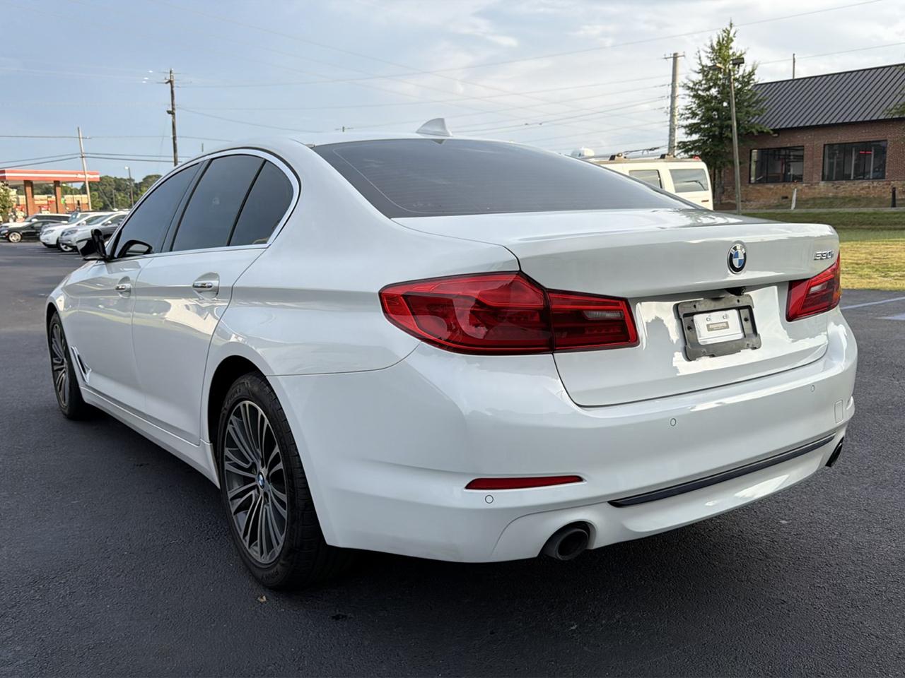 BMW 5-Series 530i 2018