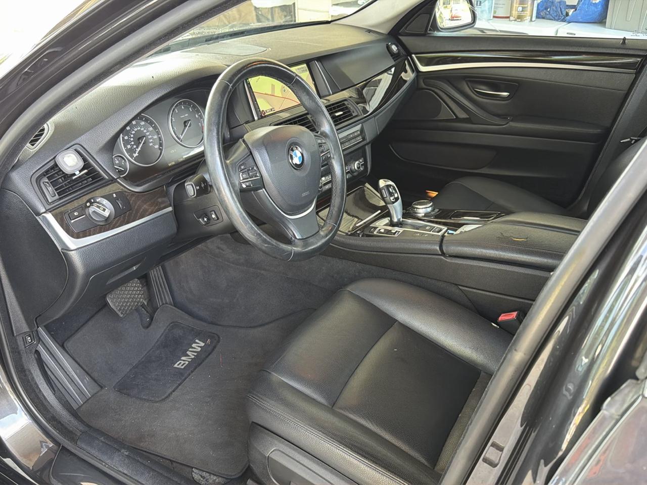 BMW 5-Series 528i xDrive 2015