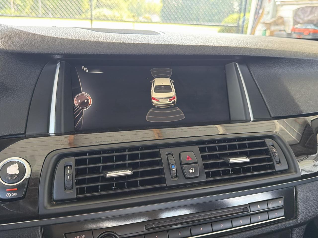 BMW 5-Series 528i xDrive 2015