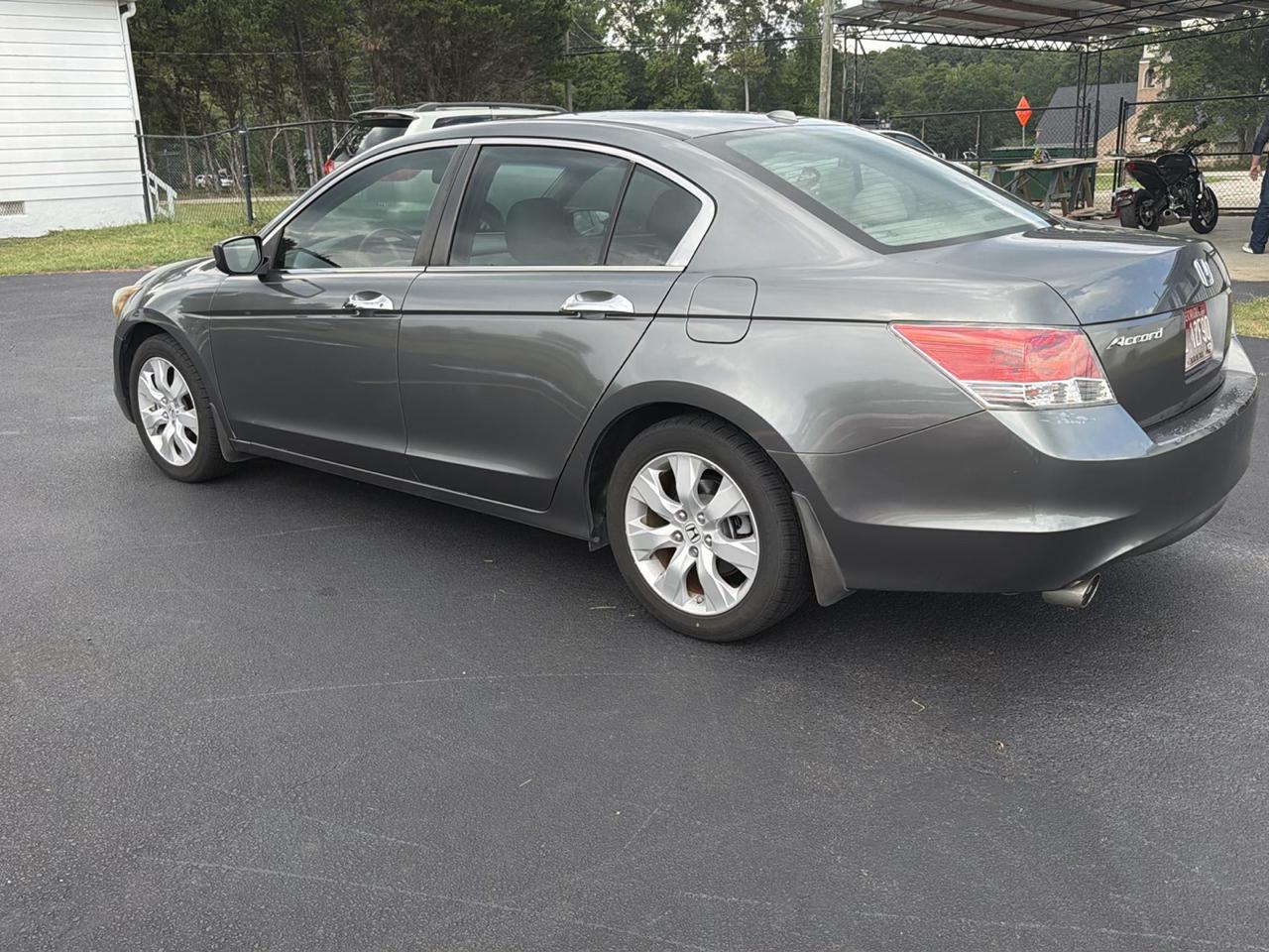 Honda Accord EX-L V-6 Sedan AT 2009