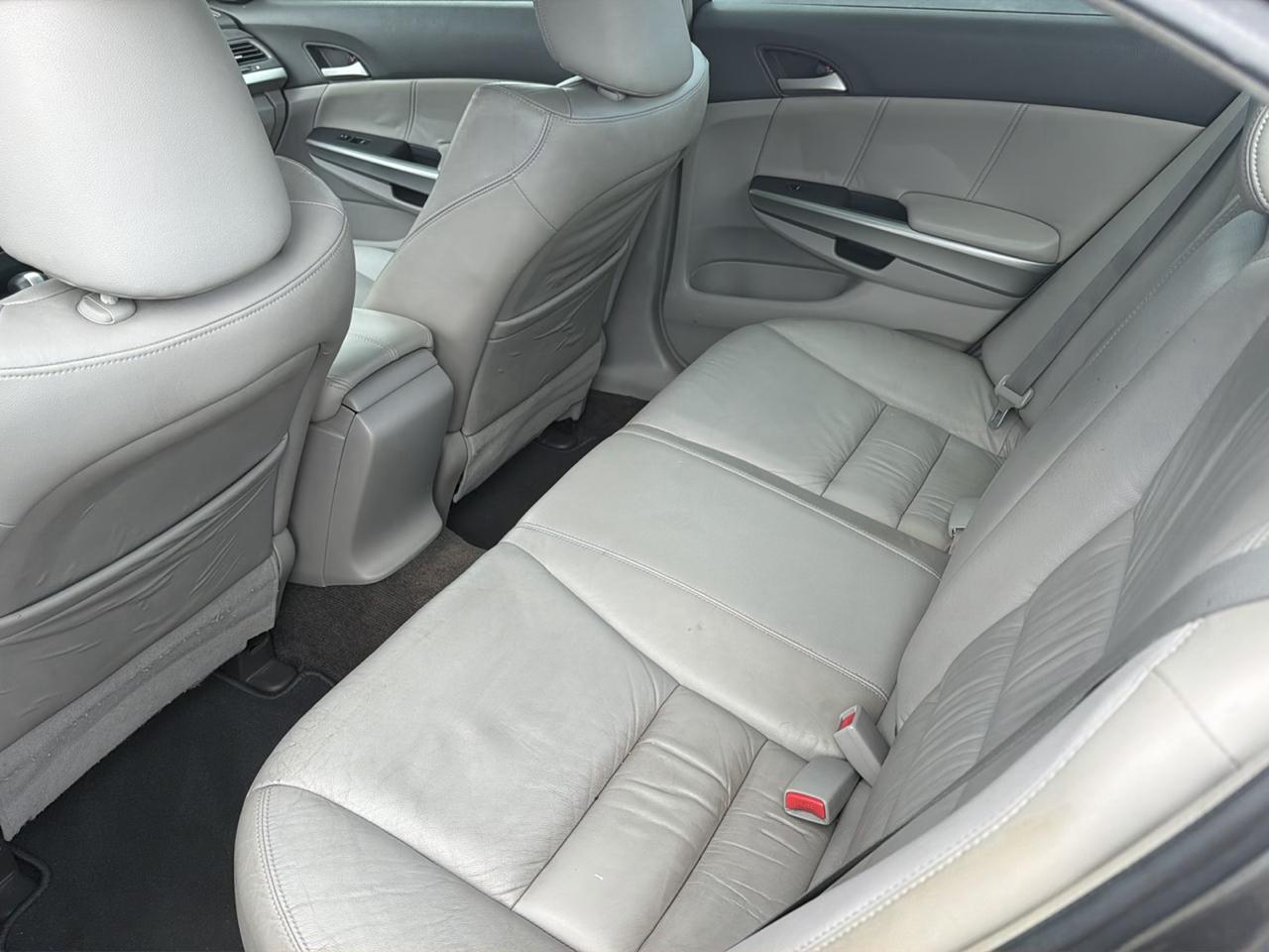 Honda Accord EX-L V-6 Sedan AT 2009