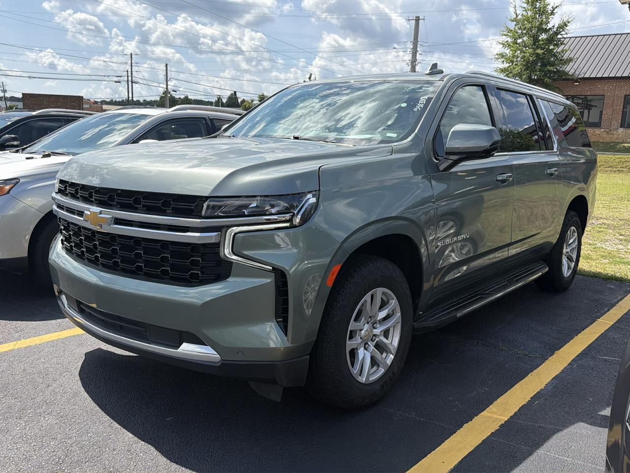 Chevrolet Suburban LT 2WD 2023