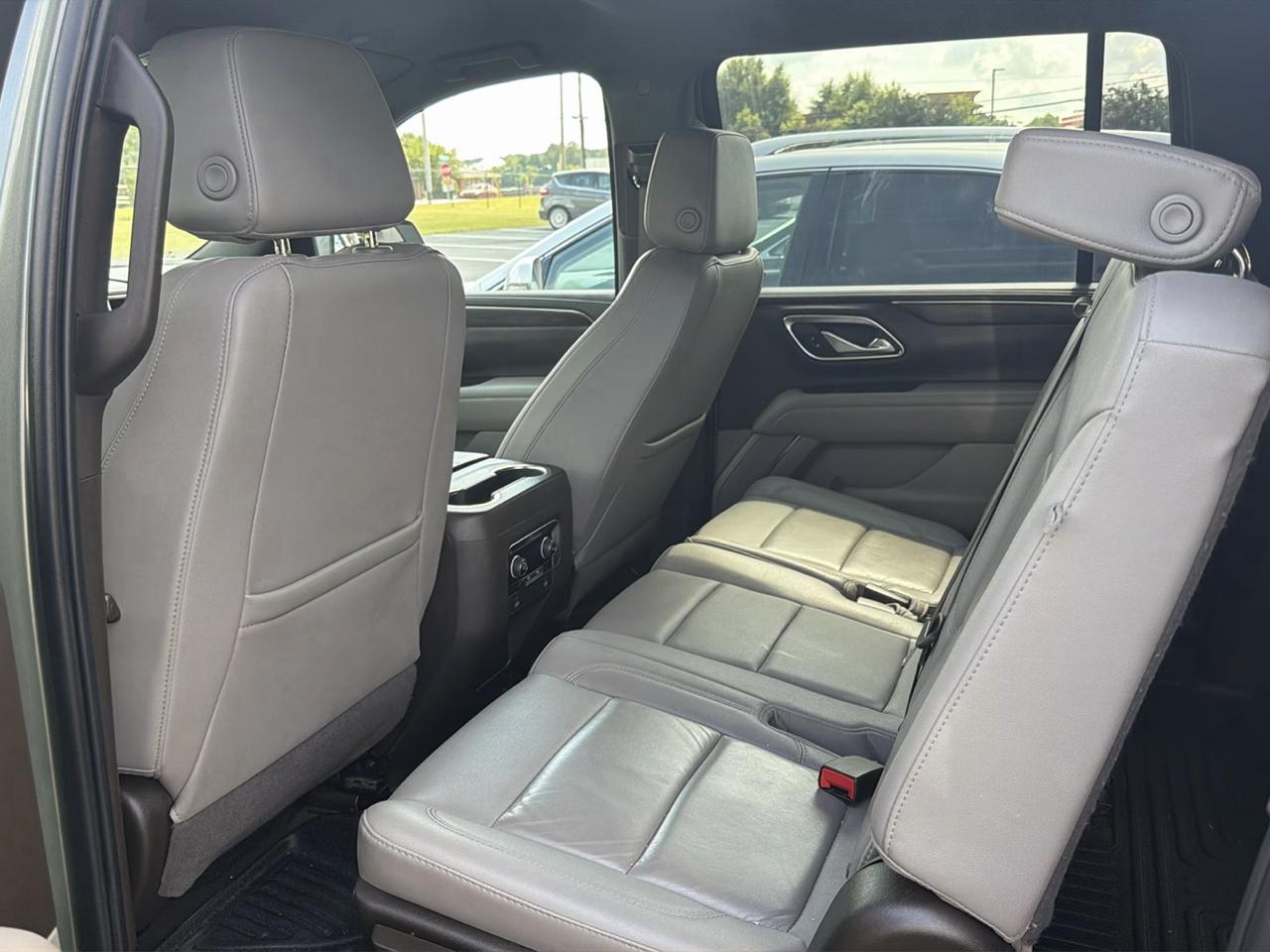 Chevrolet Suburban LT 2WD 2023