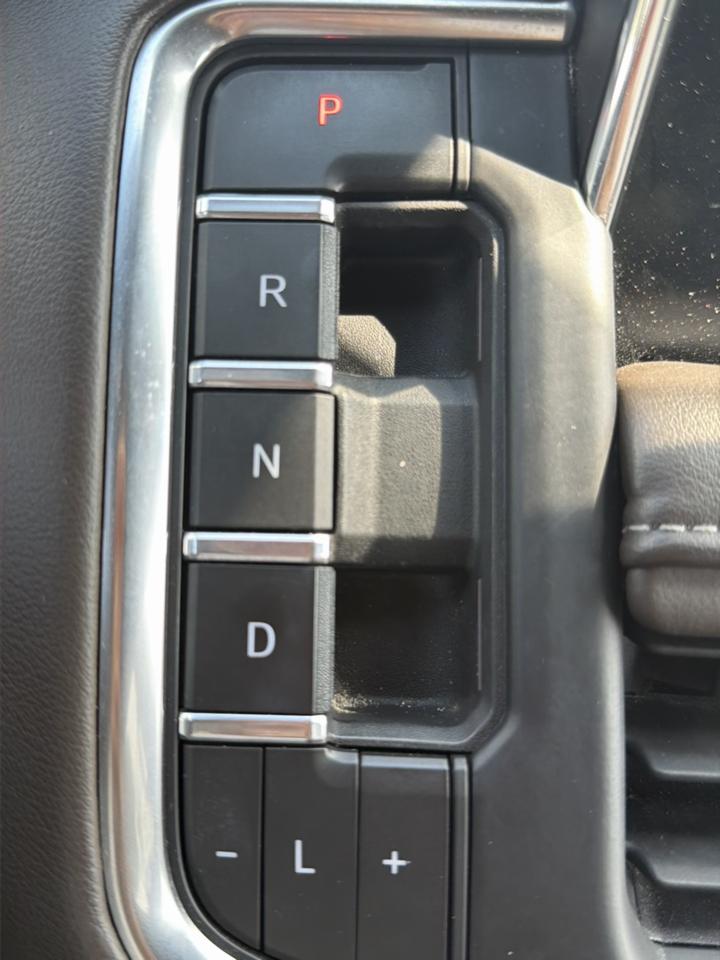 Chevrolet Suburban LT 2WD 2023
