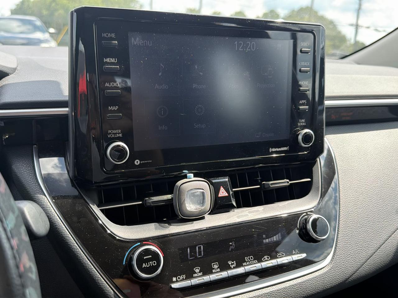 Toyota Corolla LE 2022