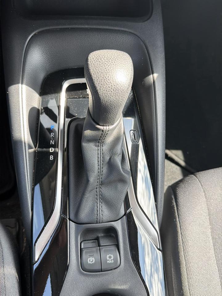 Toyota Corolla LE 2022