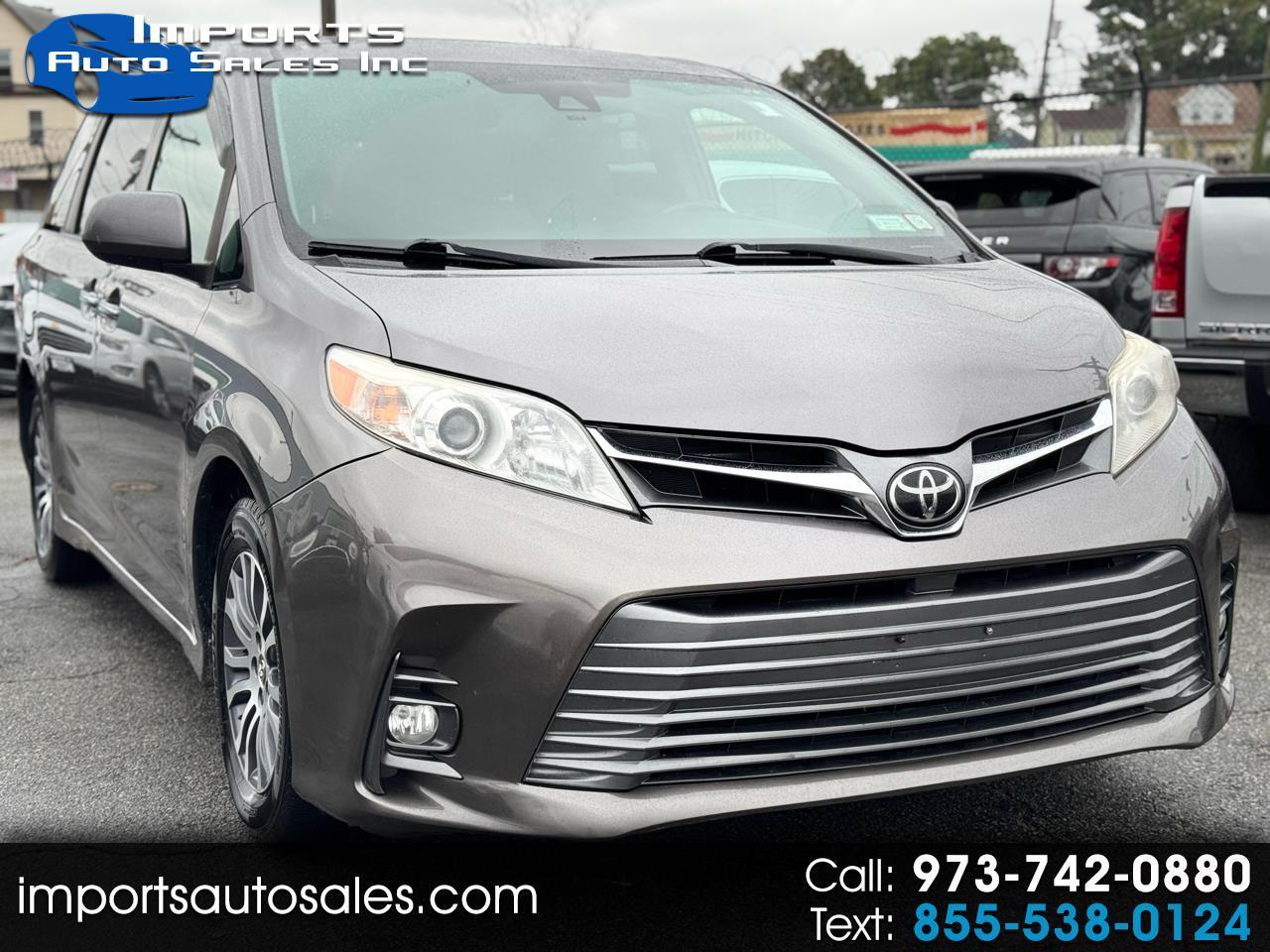 2018 Toyota Sienna Limited Premium 7-Passenger FWD