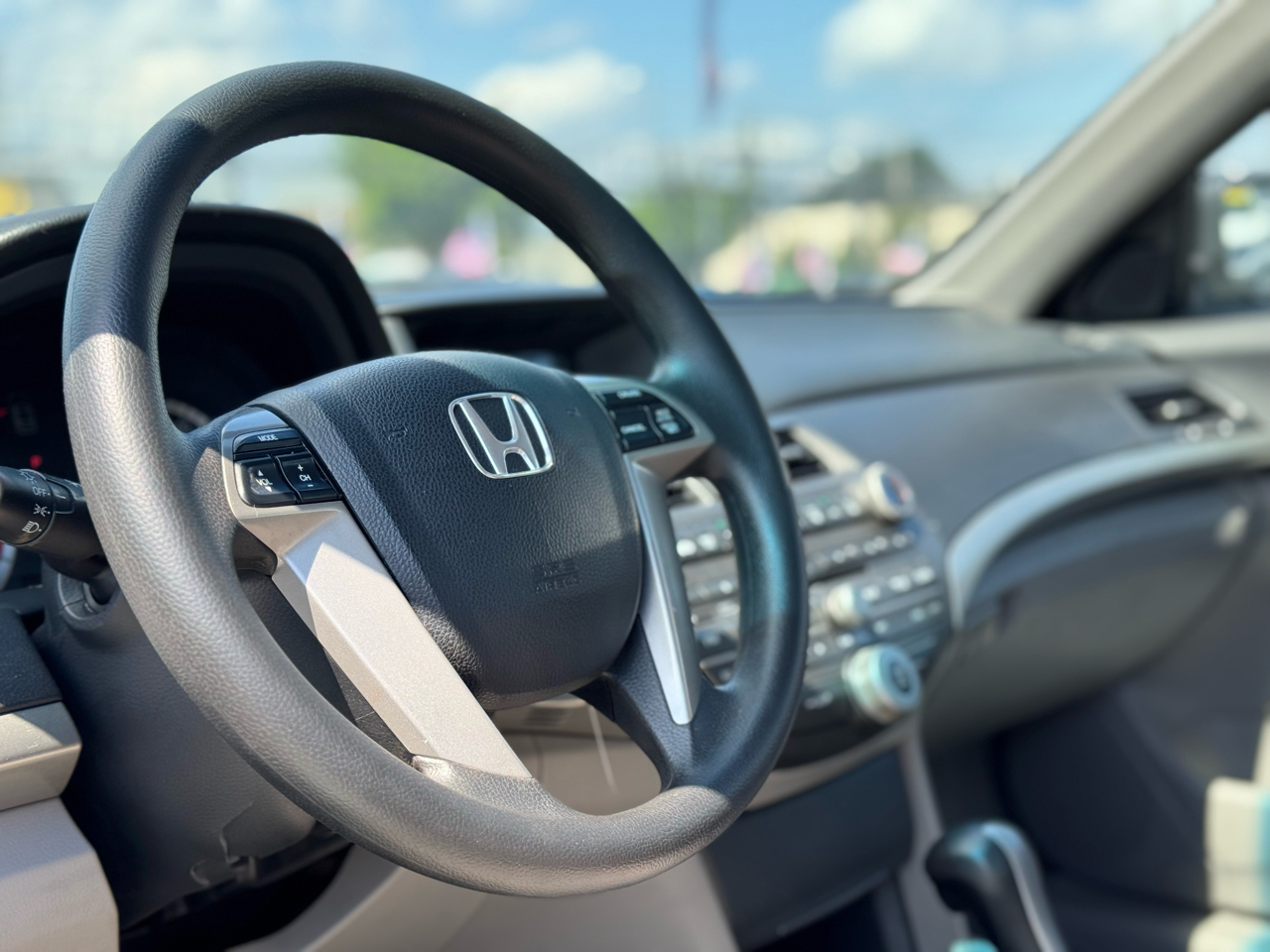 Honda Accord LX-P Sedan AT 2011 Honda Accord LX-P Sedan AT 2011