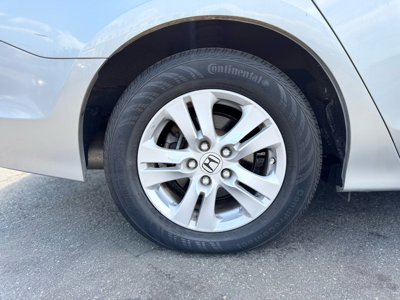 Honda Accord LX-P Sedan AT 2011 Honda Accord LX-P Sedan AT 2011
