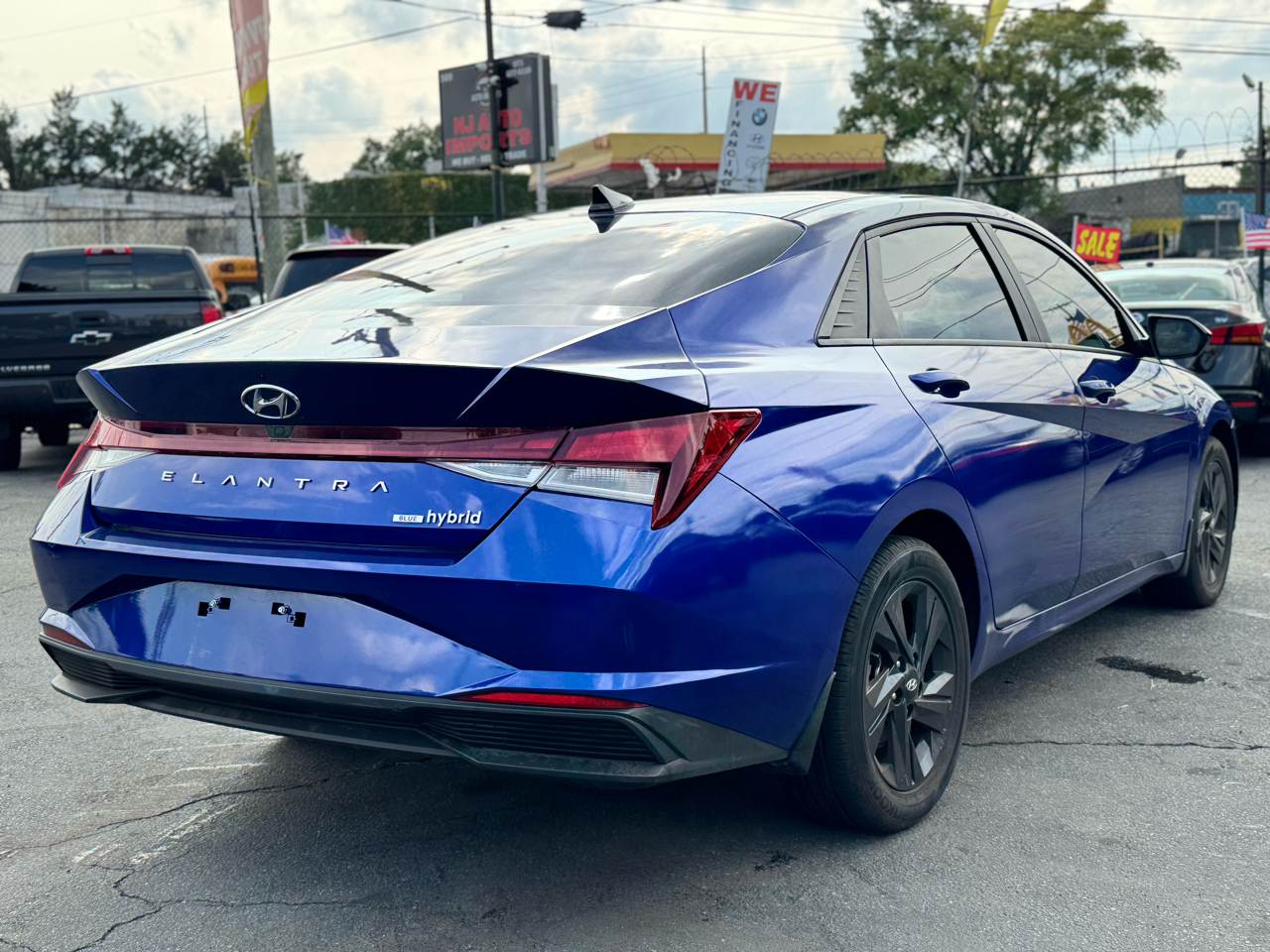 Hyundai Elantra Blue Hybrid 2022 Hyundai Elantra Blue Hybrid 2022