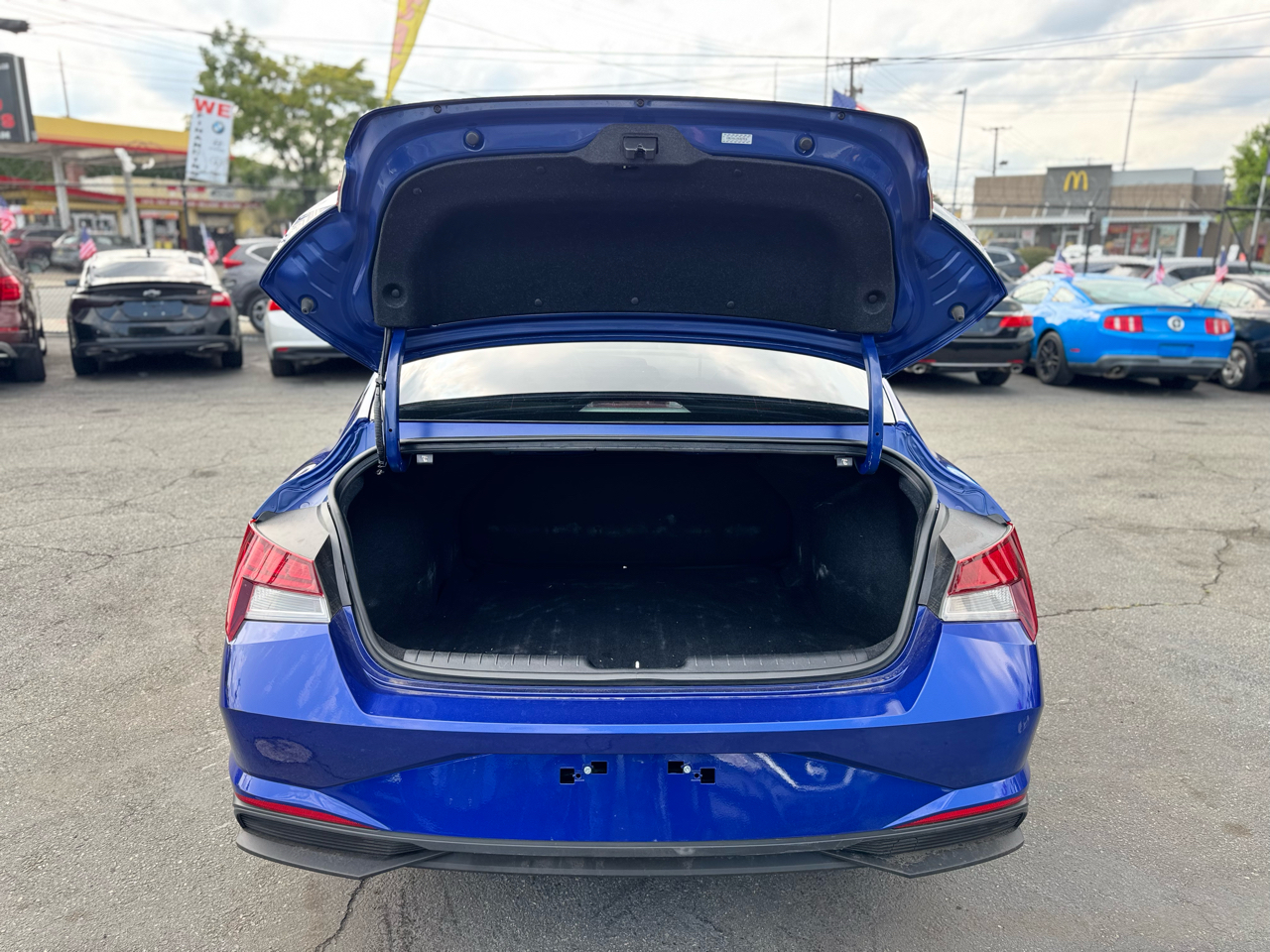 Hyundai Elantra Blue Hybrid 2022 Hyundai Elantra Blue Hybrid 2022