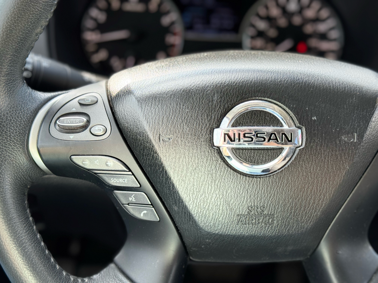 Nissan Pathfinder Platinum 4WD 2017 Nissan Pathfinder Platinum 4WD 2017