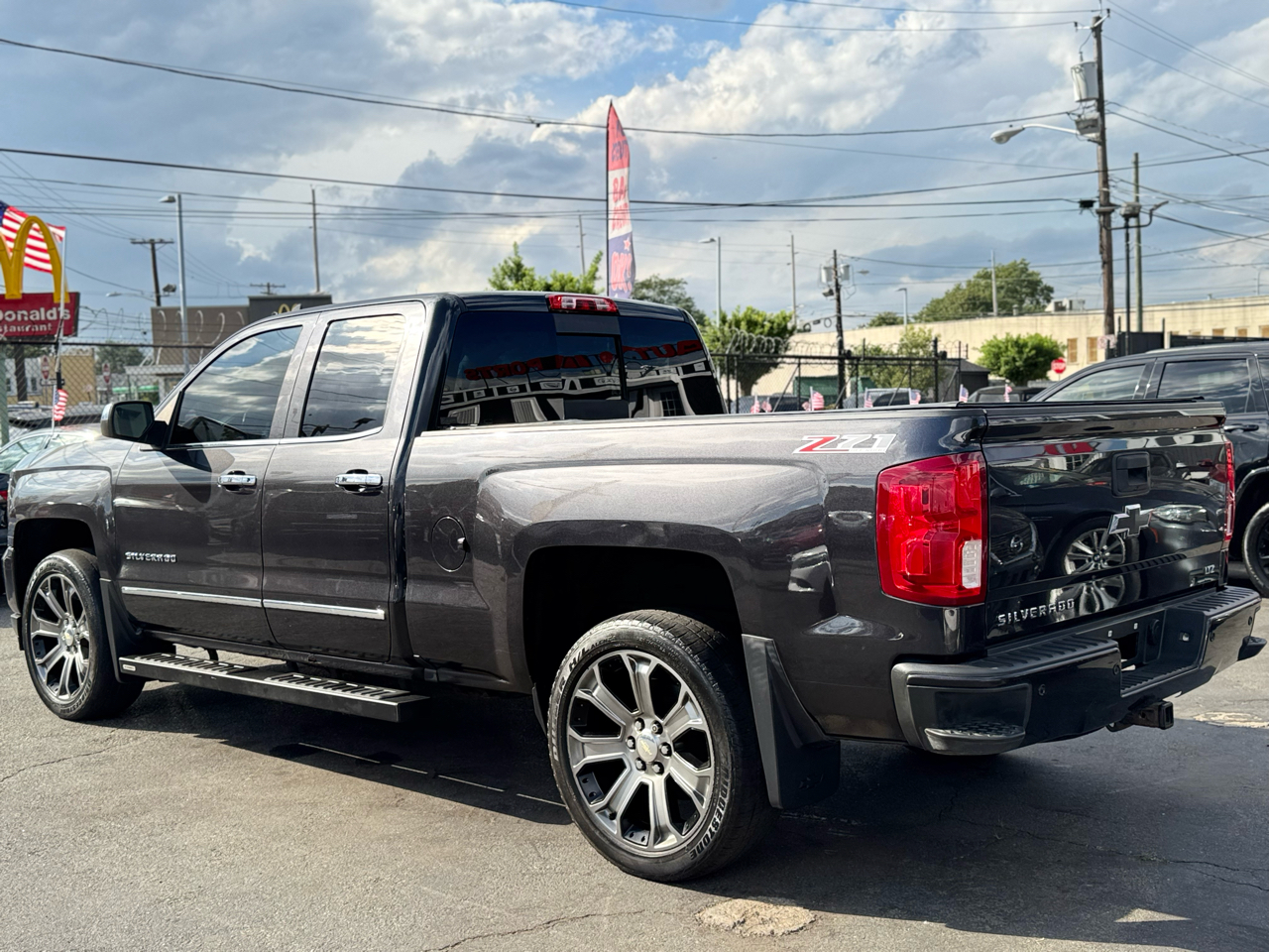 Chevrolet Silverado 1500 LTZ Double Cab Short Box 4WD 2016 Chevrolet Silverado 1500 LTZ Double Cab Short Box 4WD 2016