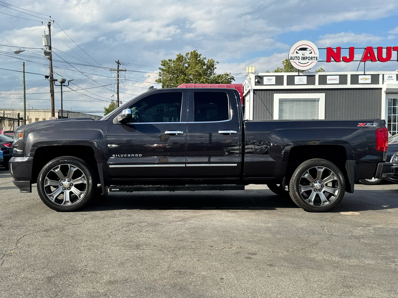 Chevrolet Silverado 1500 LTZ Double Cab Short Box 4WD 2016 Chevrolet Silverado 1500 LTZ Double Cab Short Box 4WD 2016