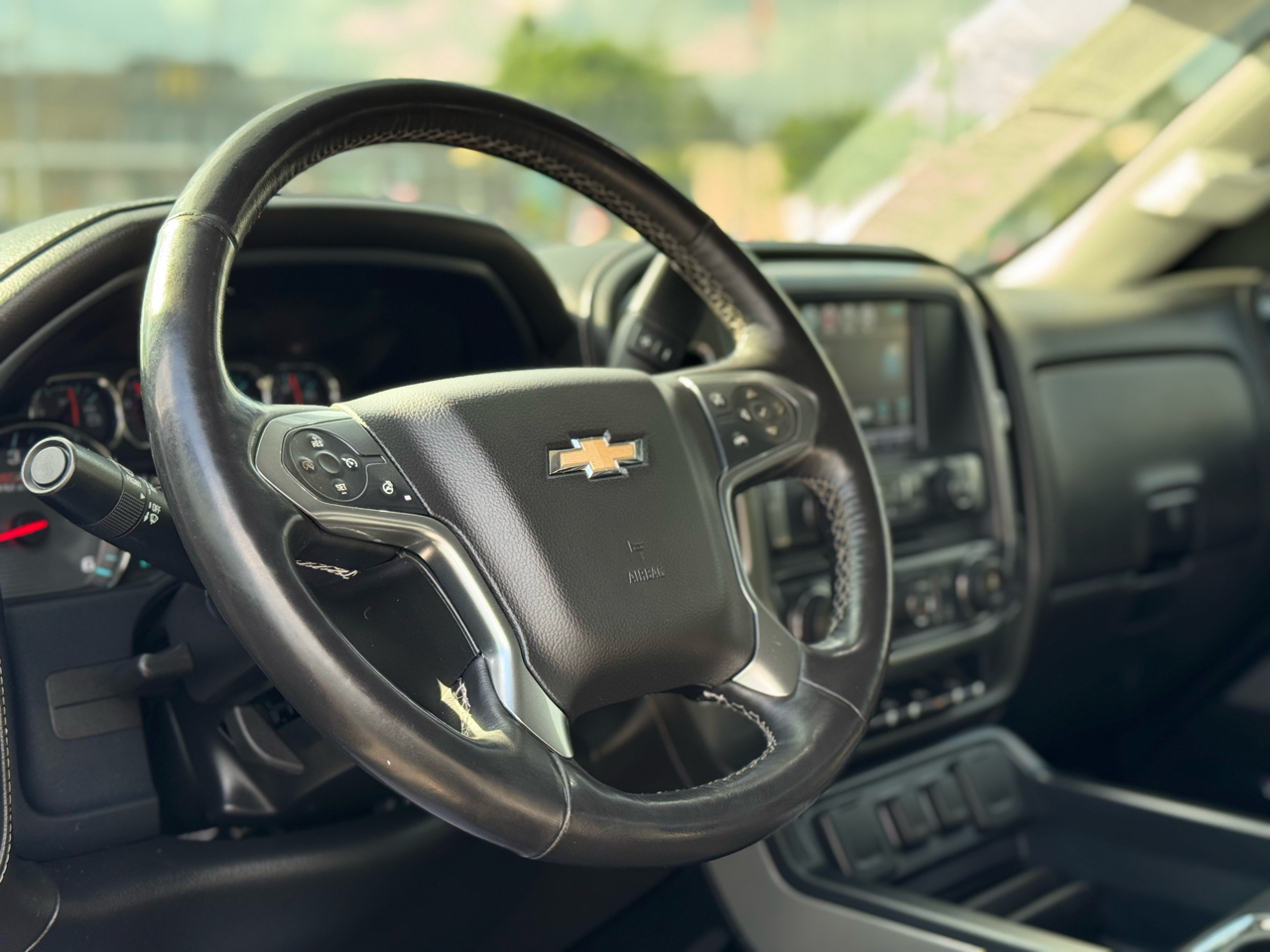 Chevrolet Silverado 1500 LTZ Double Cab Short Box 4WD 2016 Chevrolet Silverado 1500 LTZ Double Cab Short Box 4WD 2016