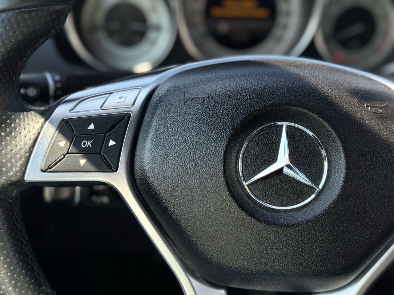 Mercedes-Benz C-Class C300 4MATIC Sport Sedan 2014 Mercedes-Benz C-Class C300 4MATIC Sport Sedan 2014
