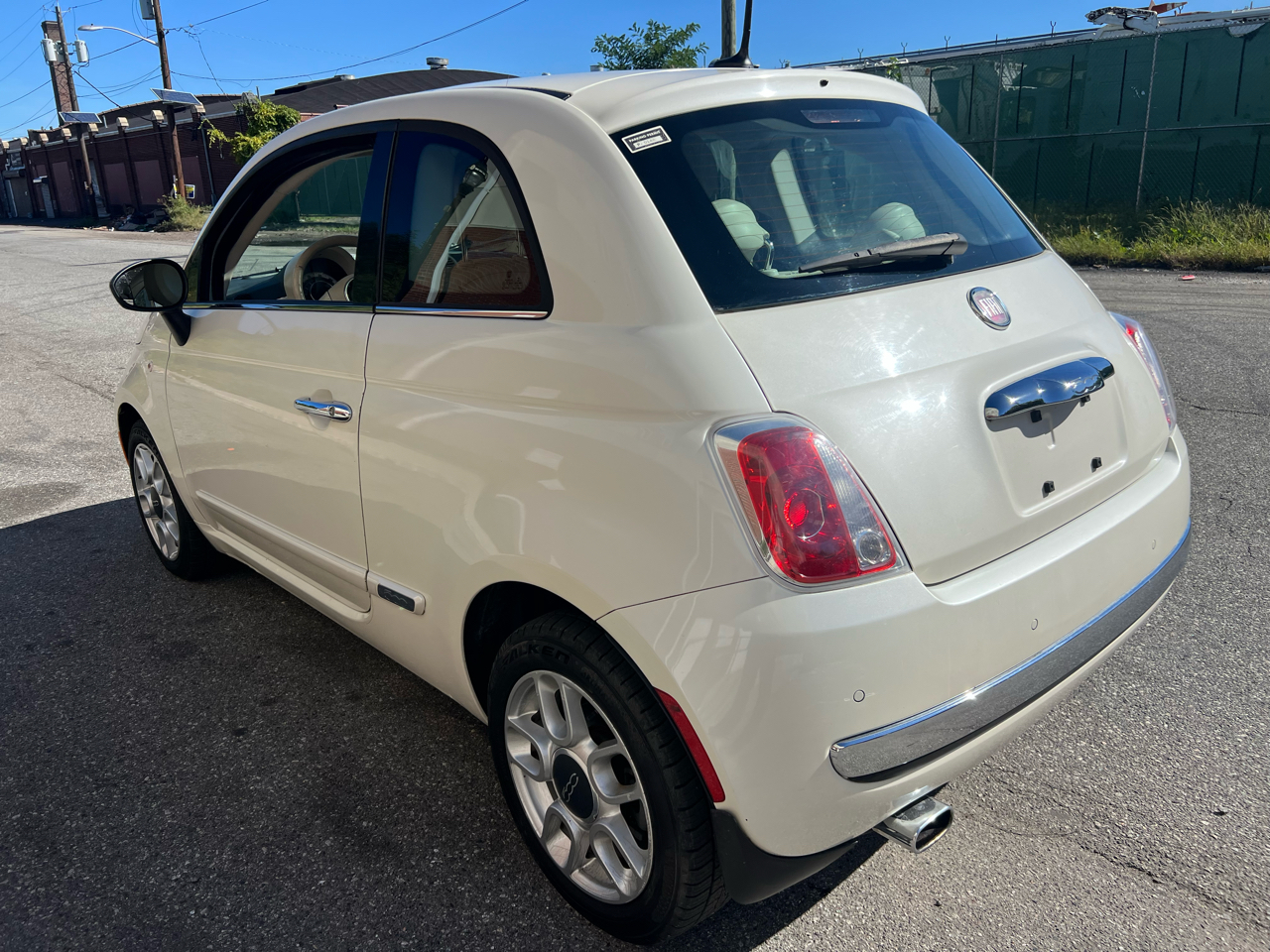 2013 Fiat 500 Lounge photo 4