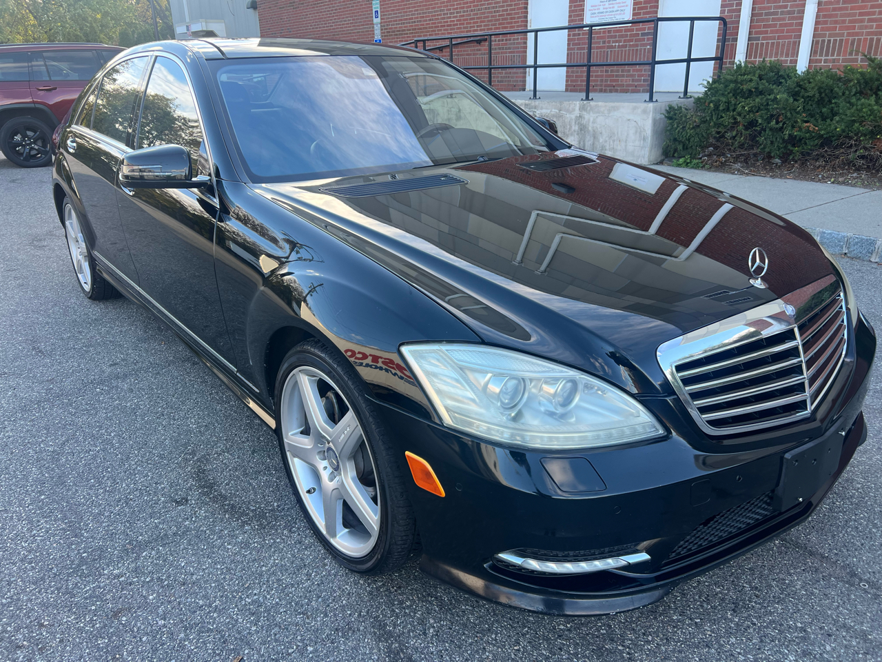 2013 Mercedes-Benz S-Class S550 4-MATIC