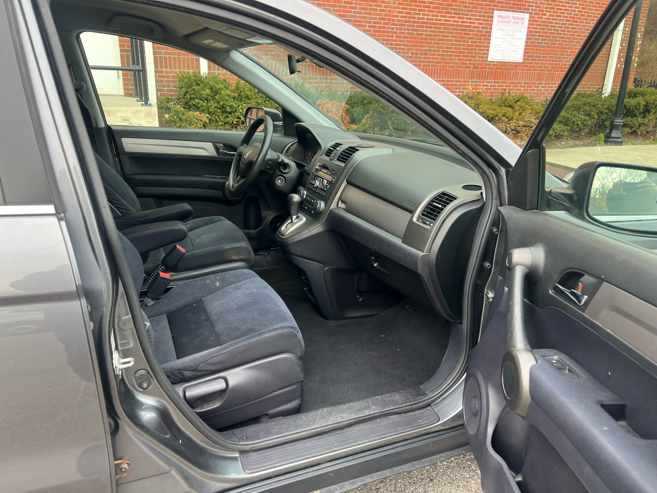 Honda CR-V SE 4WD 5-Speed AT 2011