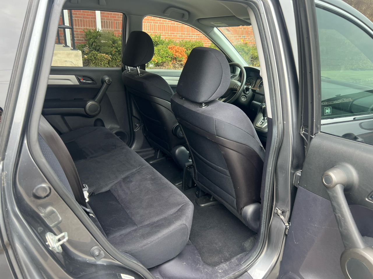 Honda CR-V SE 4WD 5-Speed AT 2011