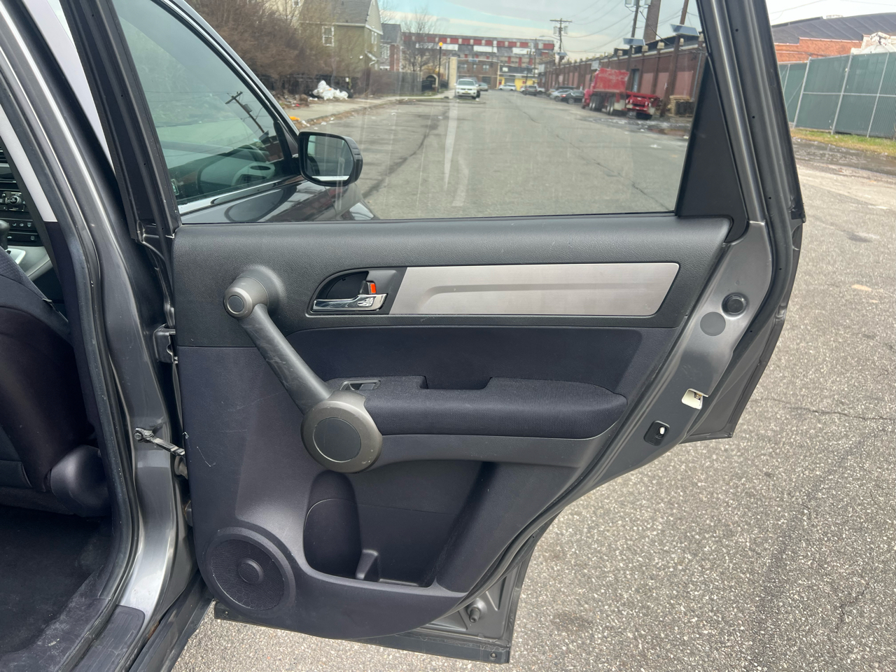 Honda CR-V SE 4WD 5-Speed AT 2011