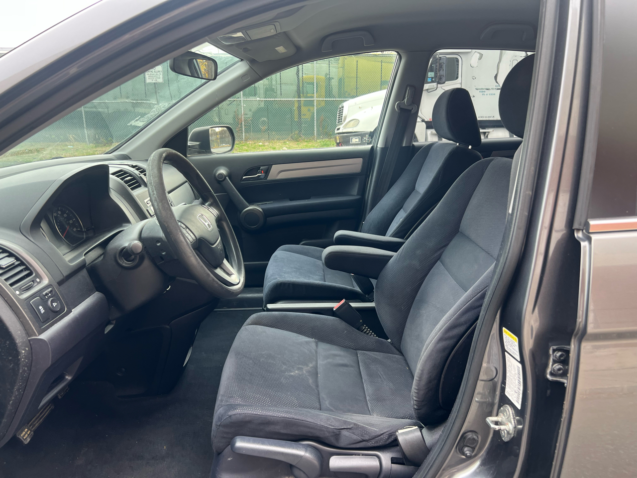 Honda CR-V SE 4WD 5-Speed AT 2011