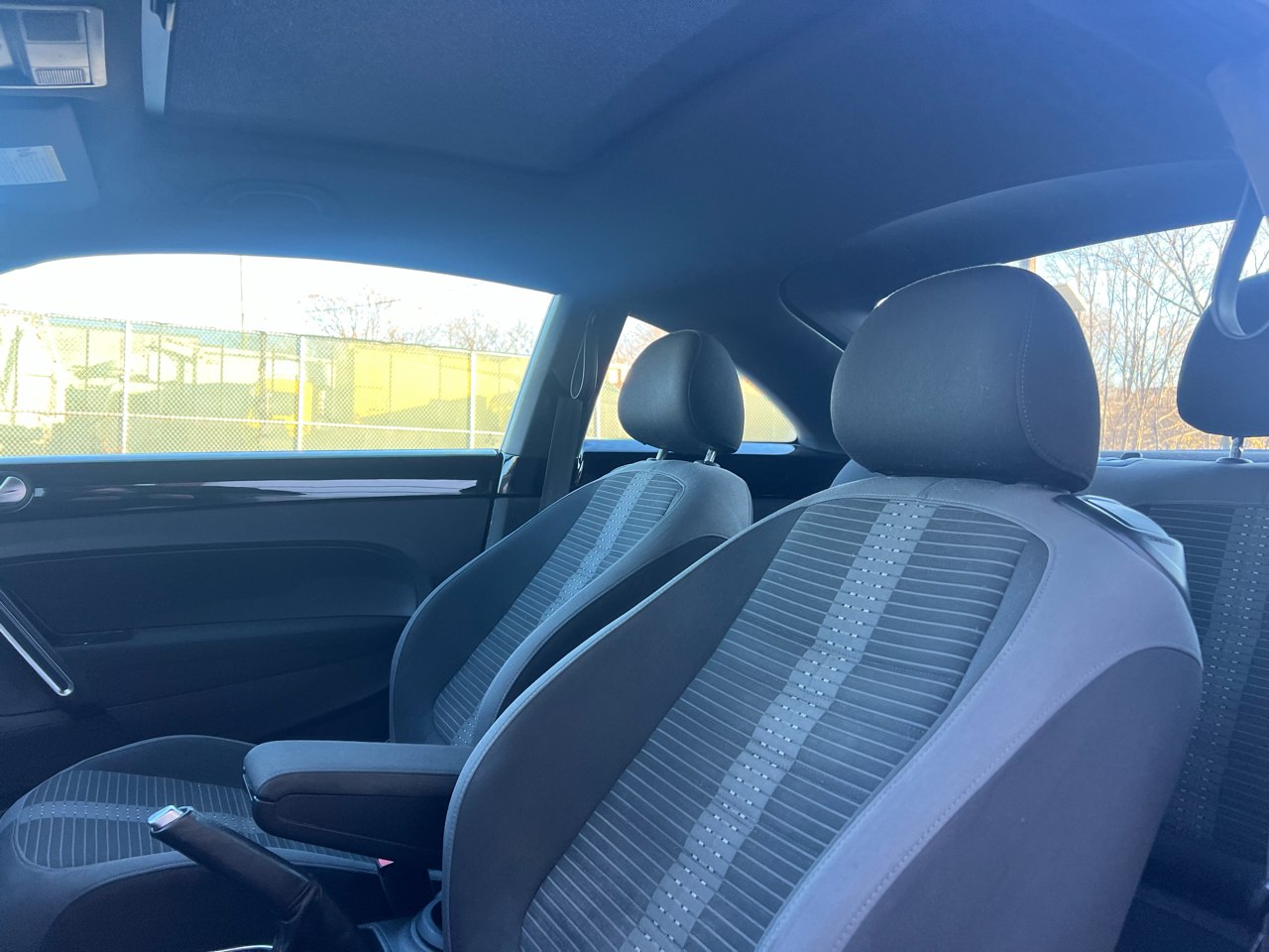 Volkswagen Beetle 2.0T Turbo 2013