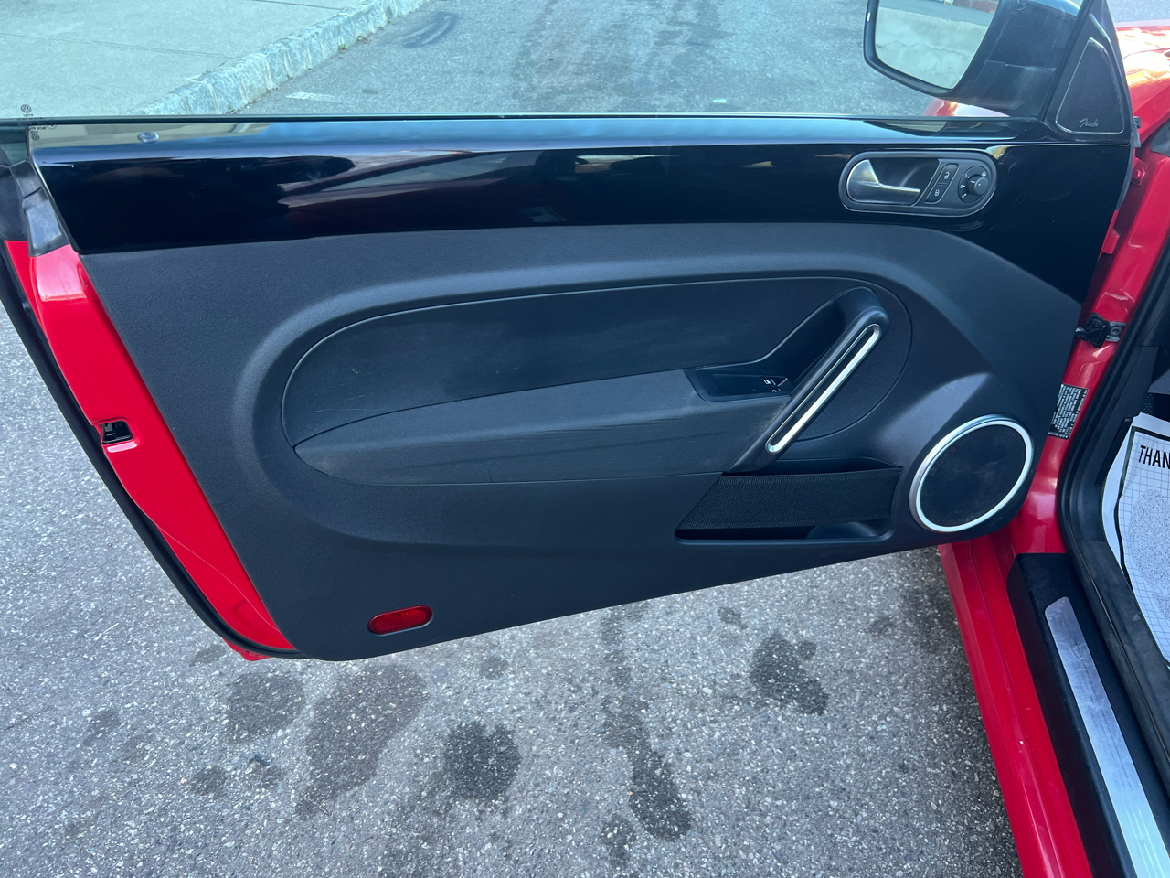 Volkswagen Beetle 2.0T Turbo 2013