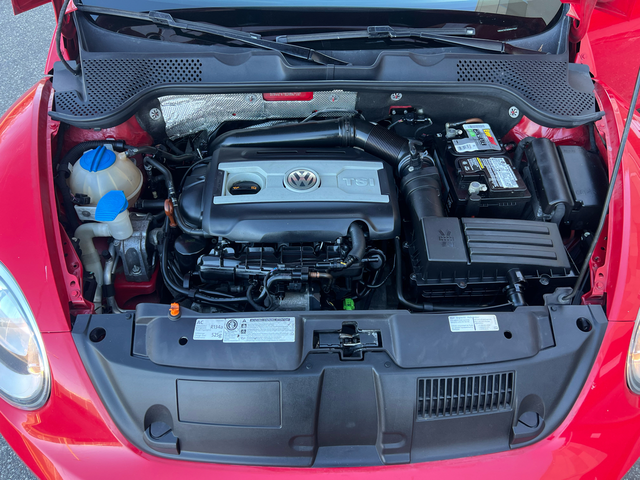 Volkswagen Beetle 2.0T Turbo 2013