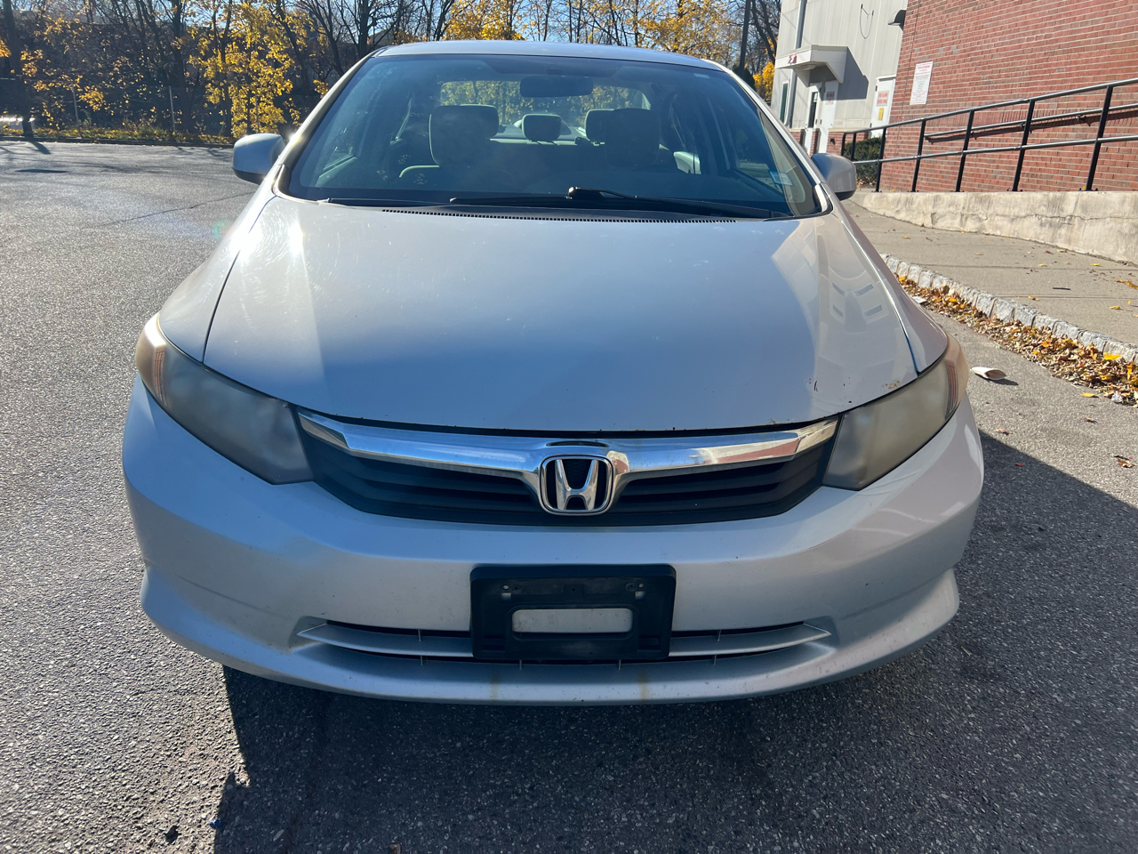 Honda Civic LX Sedan 5-Speed AT 2012