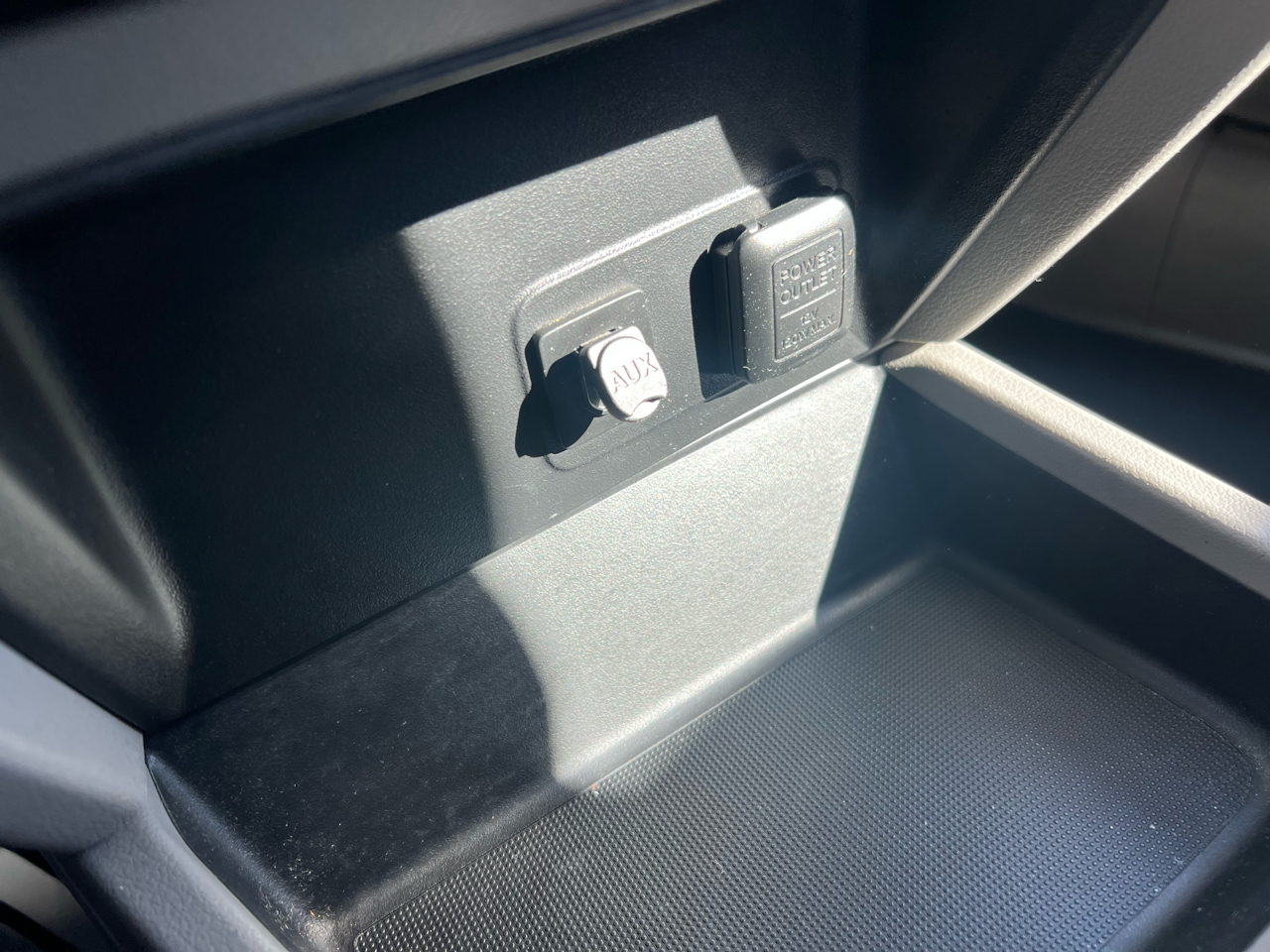 Honda Civic LX Sedan 5-Speed AT 2012