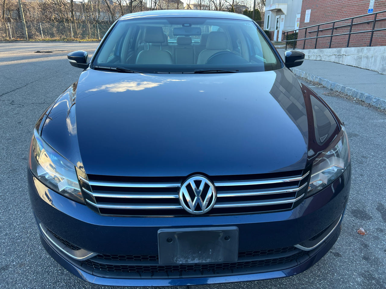 Volkswagen Passat 2.5L SE AT 2013