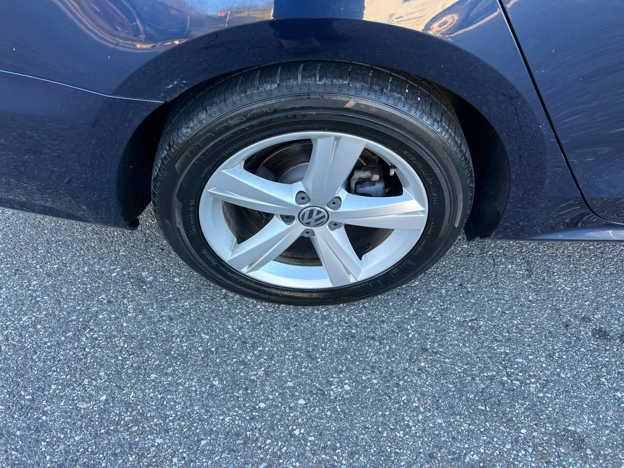 Volkswagen Passat 2.5L SE AT 2013