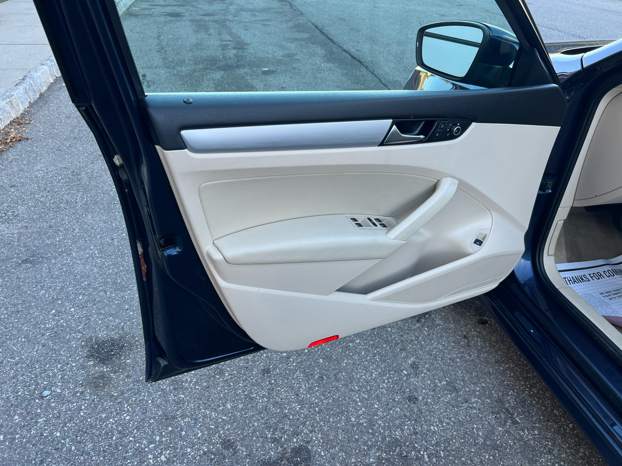 Volkswagen Passat 2.5L SE AT 2013