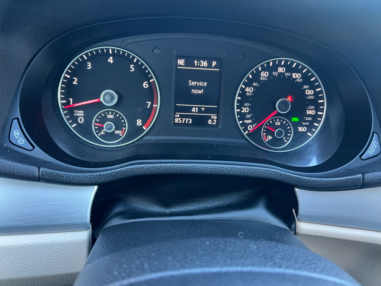 Volkswagen Passat 2.5L SE AT 2013