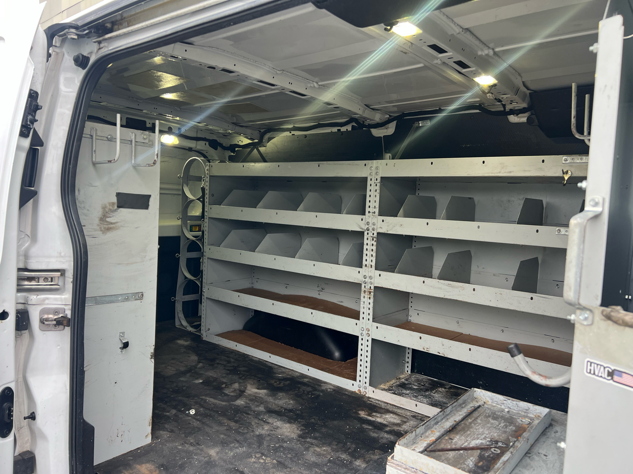 Ford Transit 250 Van Low Roof w/Sliding Pass. 130-in. WB 2017