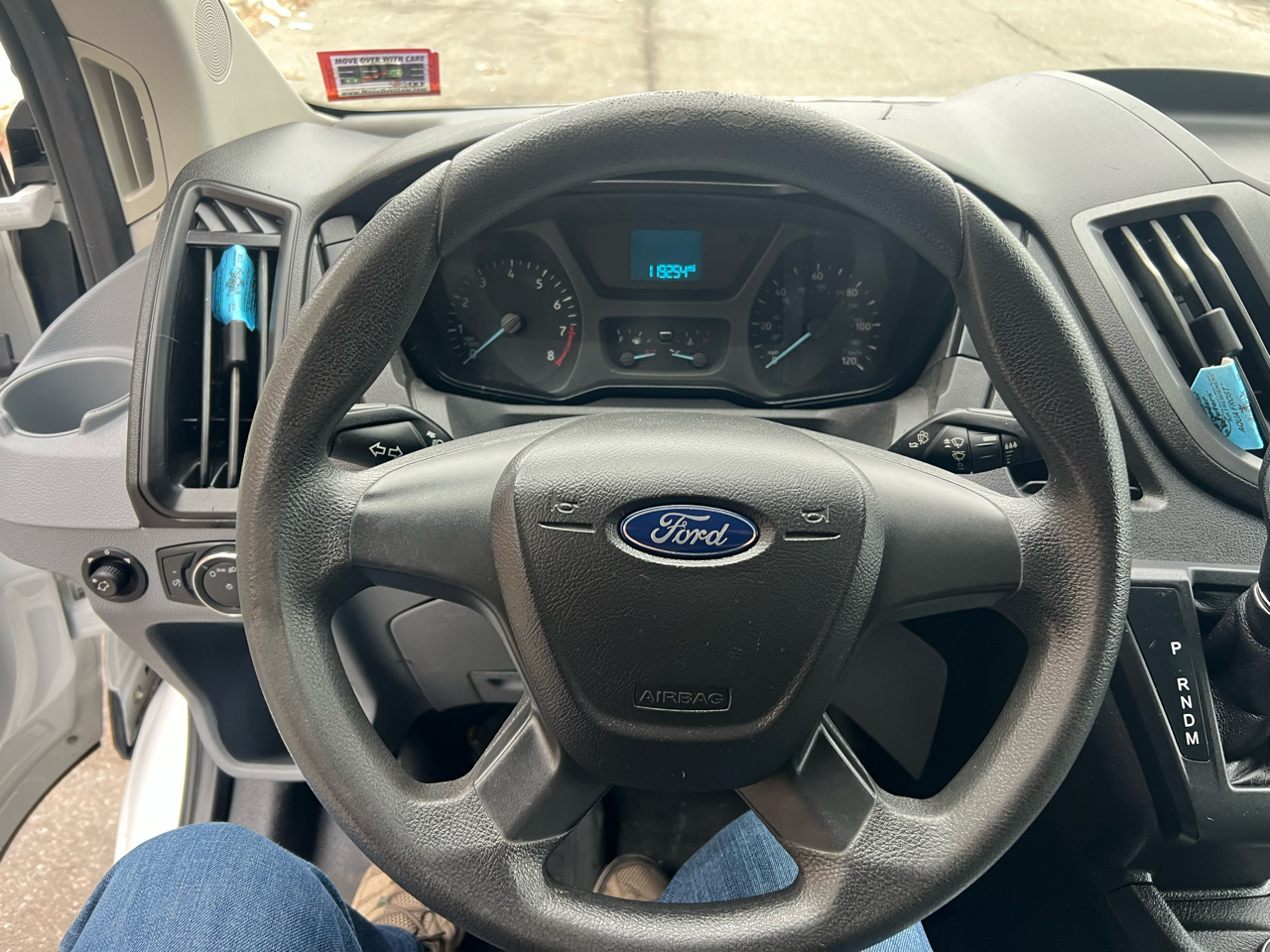 Ford Transit 250 Van Low Roof w/Sliding Pass. 130-in. WB 2017