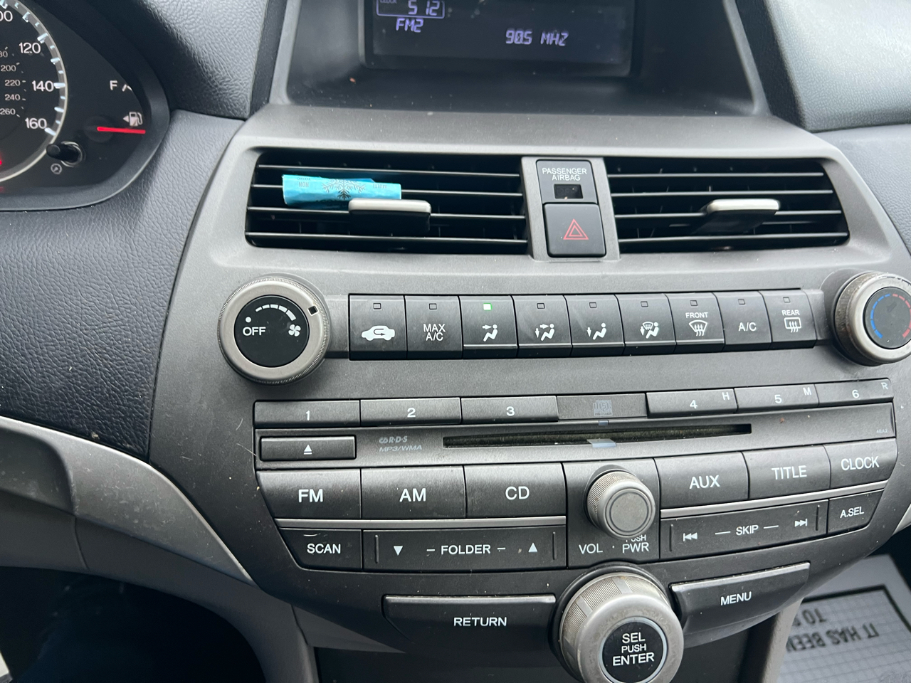 Honda Accord LX sedan AT 2012