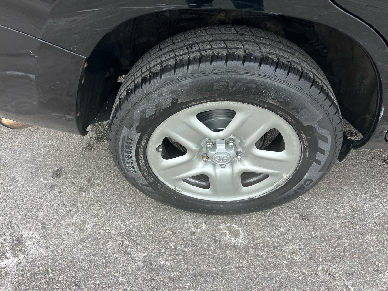 Toyota RAV4 Base I4 4WD 2012